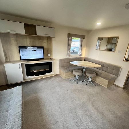 Haven Marton Mere Holiday Park Caravan In Blackpool Exterior photo