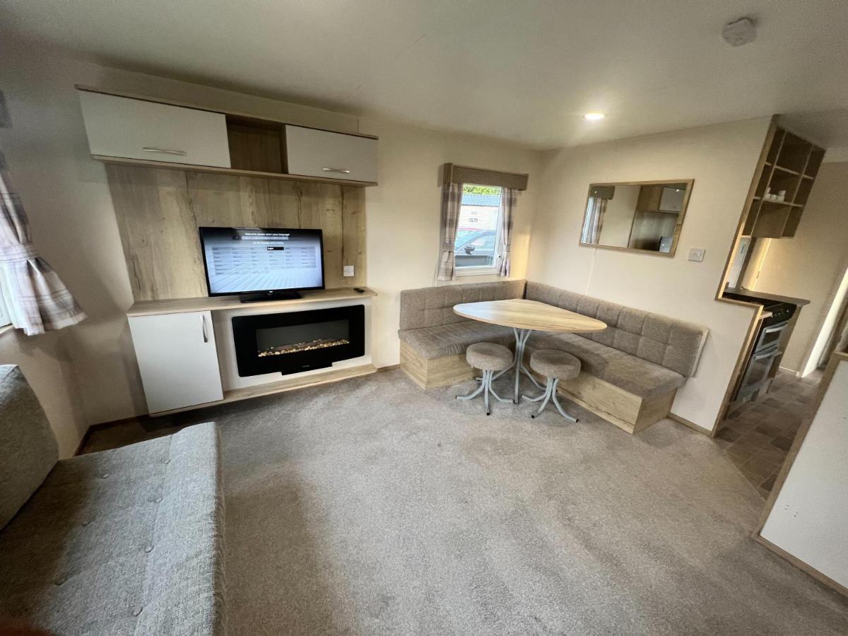 Haven Marton Mere Holiday Park Caravan In Blackpool Exterior photo
